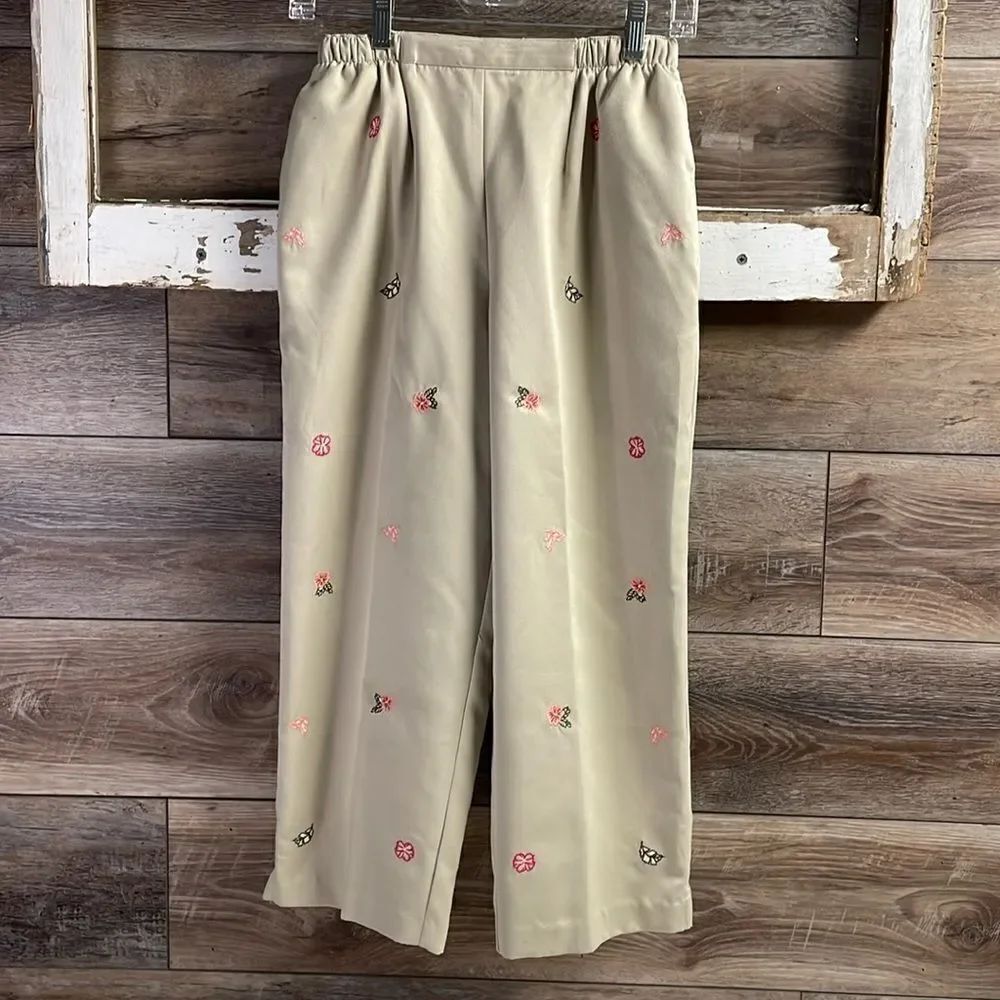 KORET Petite Ladies Khaki FloralEmbroidered Pants Slacks Size 4P